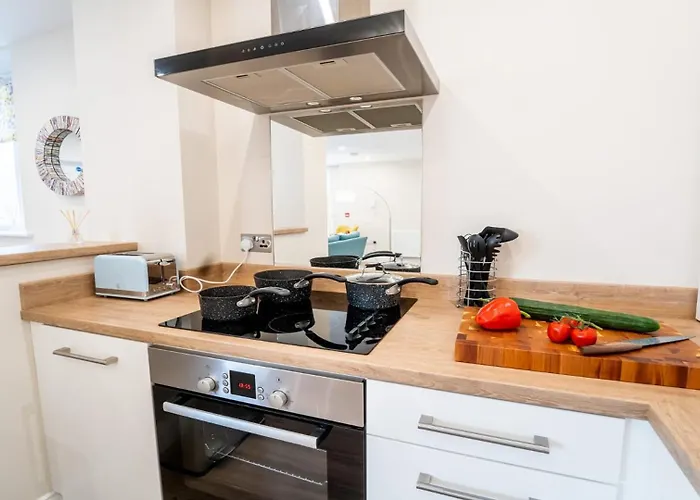 South Quay Apartment