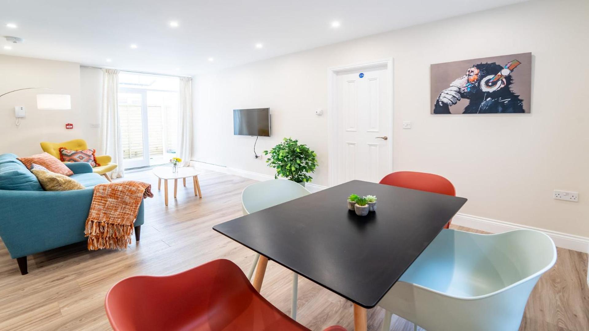 Apartment South Quay
